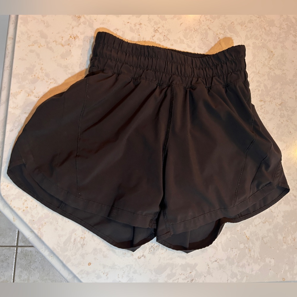 Lululemon Track That Short *5" • Black • size 2 - Picture 6 of 11